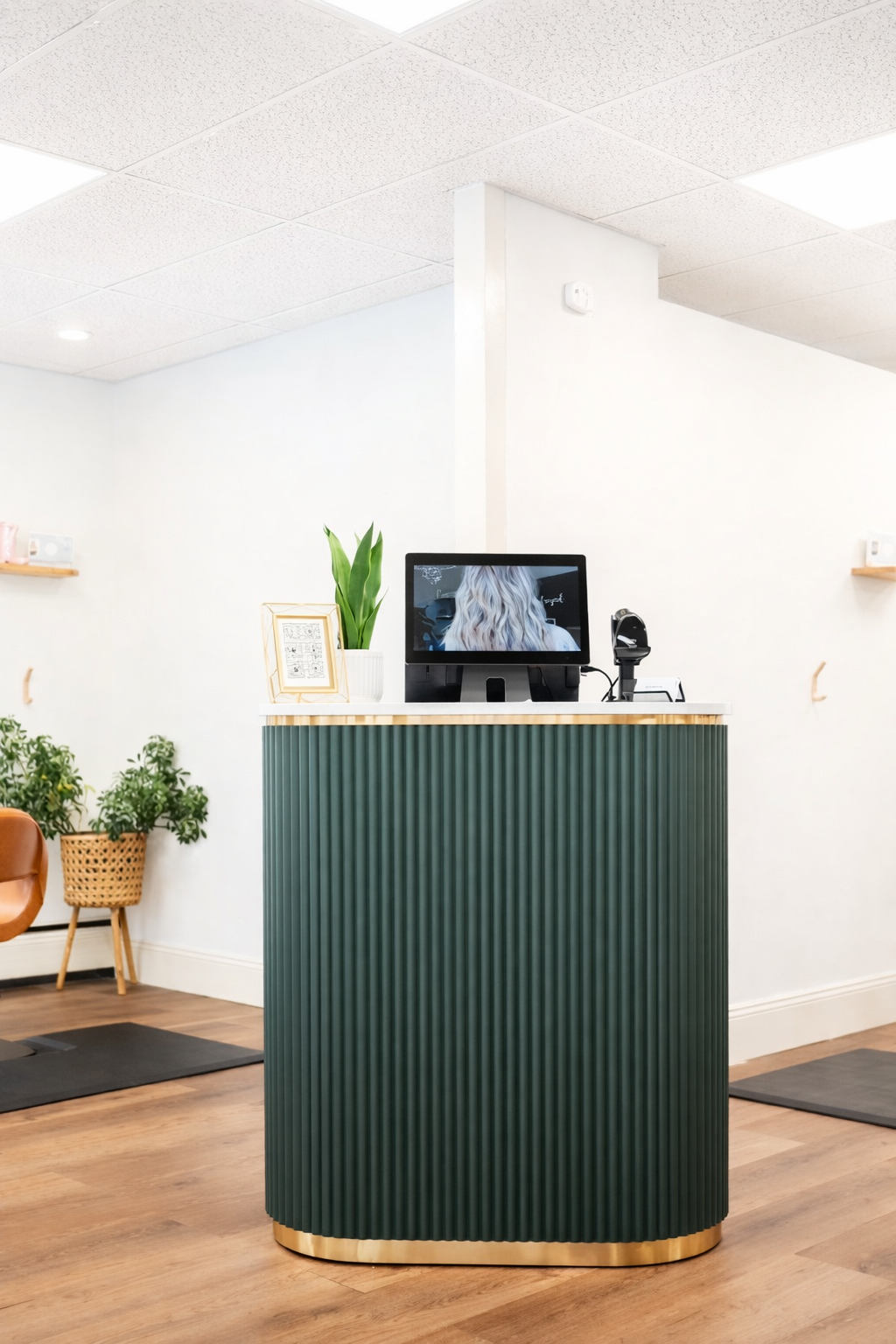 Mila Evergreen Tambour Reception Desk — Small (39")